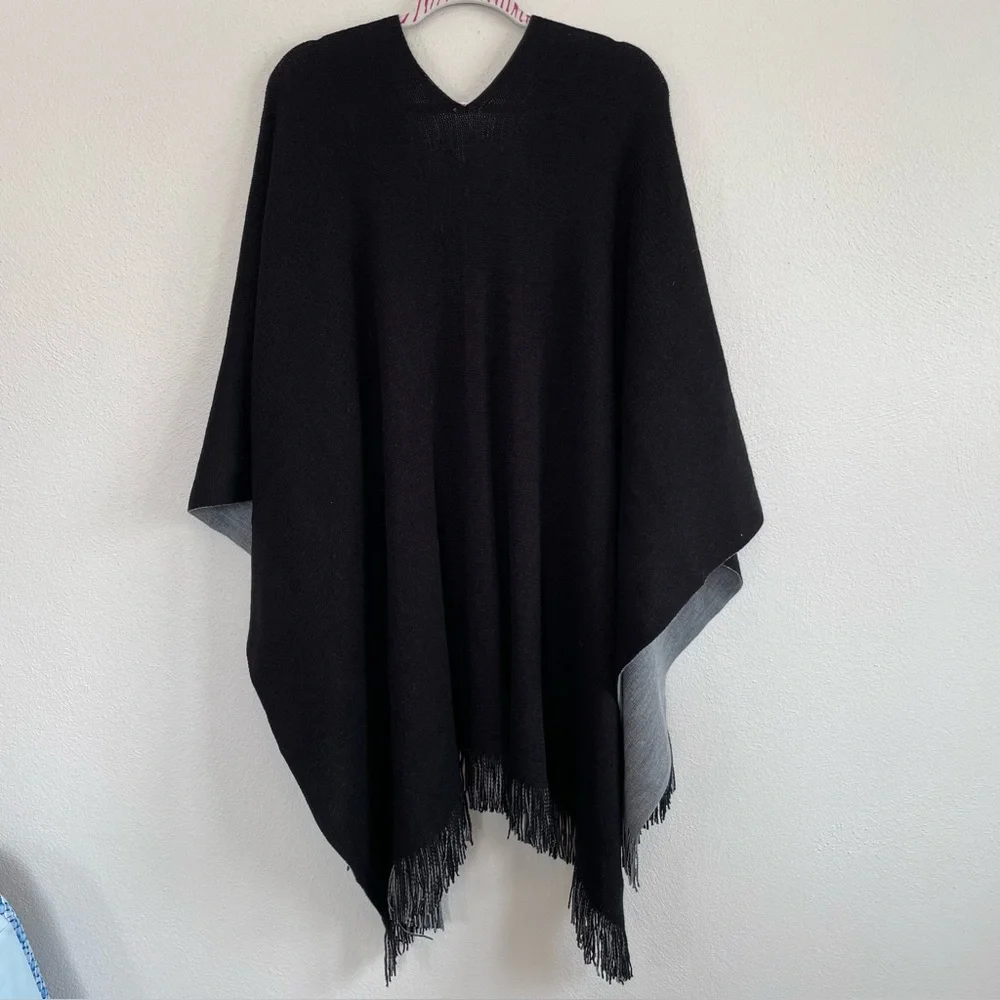 Coldwater Creek Black and Light Gray Reversible Shrug